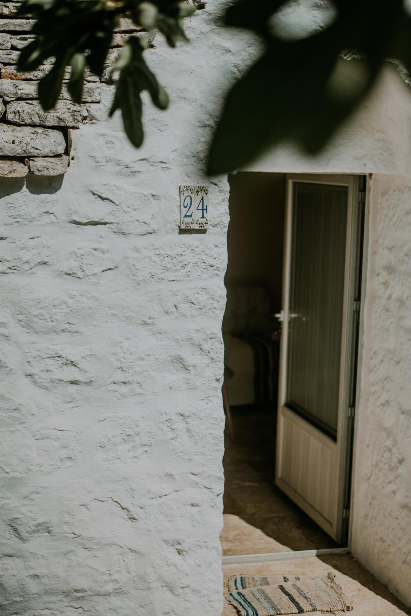 River Trulli Oasi Di Pace In Sito Unesco Alberobello Exteriör bild